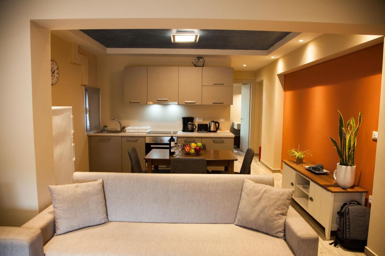 Apartment Paporas *